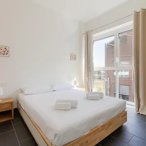 https://industrial-design-apartment-with-terrace.it-lombardy.com
